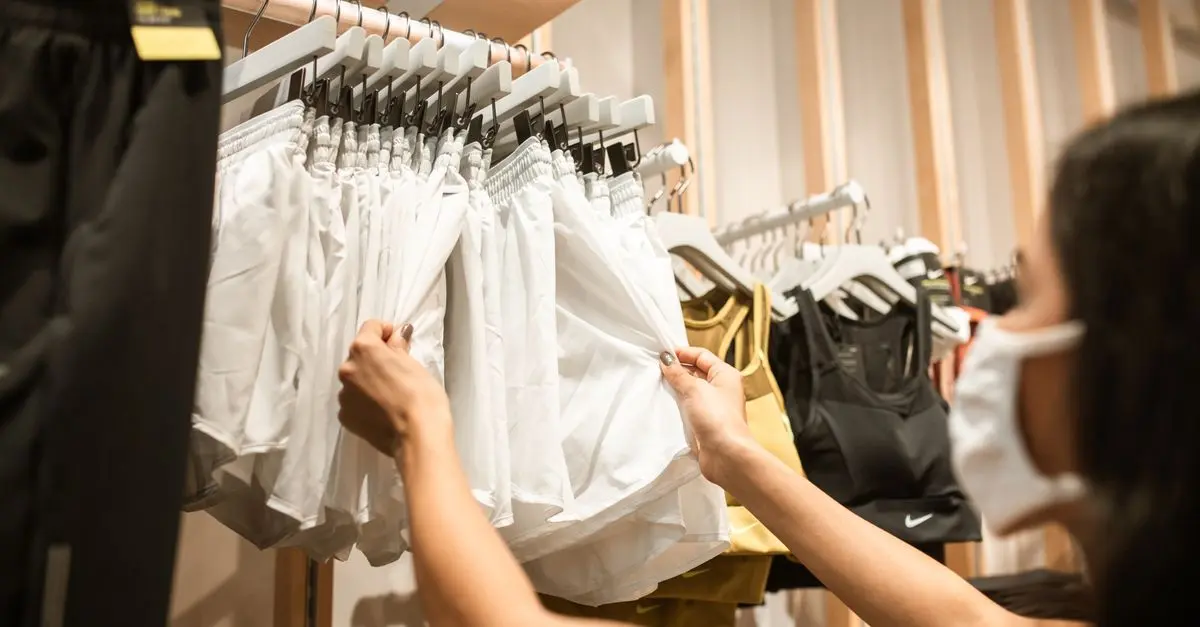 Essential Tips for Choosing the Right Sports Gear
