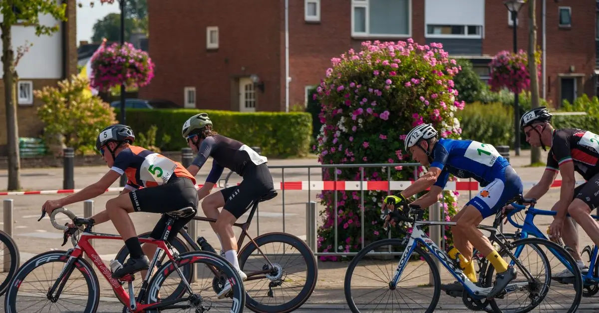 Choosing Between Carbon Fiber and Aluminum Bicycles