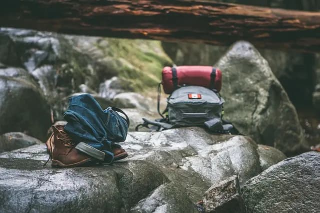Choosing the Best Outdoor Sports Gear for Adventurers